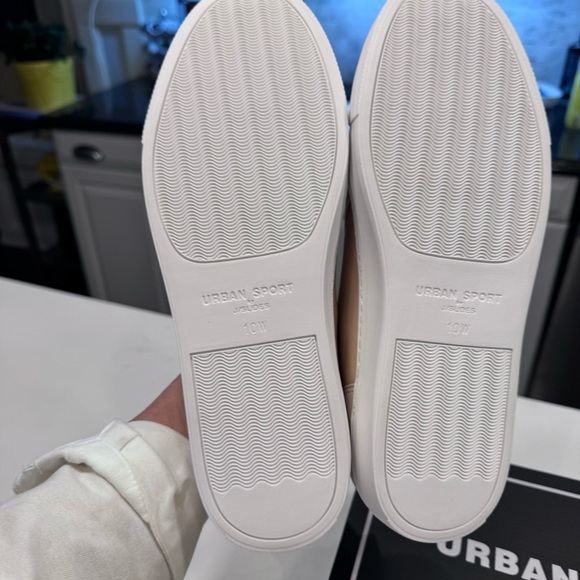 J Slides Sand Lux Lucia Women’s Sneakers Tan Leather Size 10W NEW - Picture 6 of 10